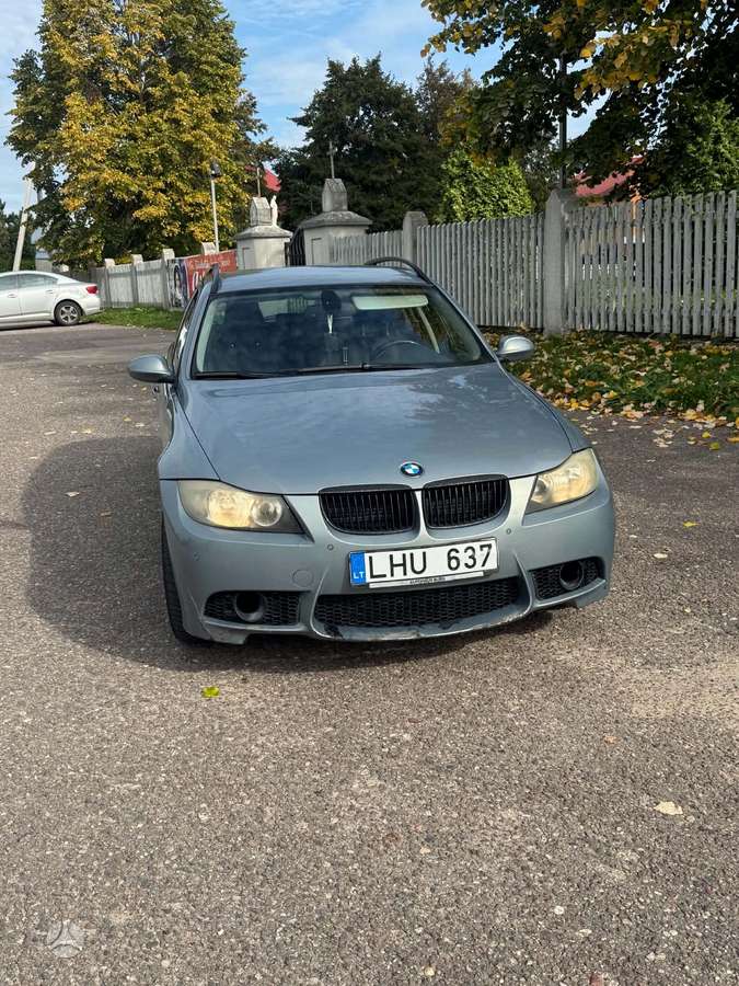 BMW 320 2008 — photo 5