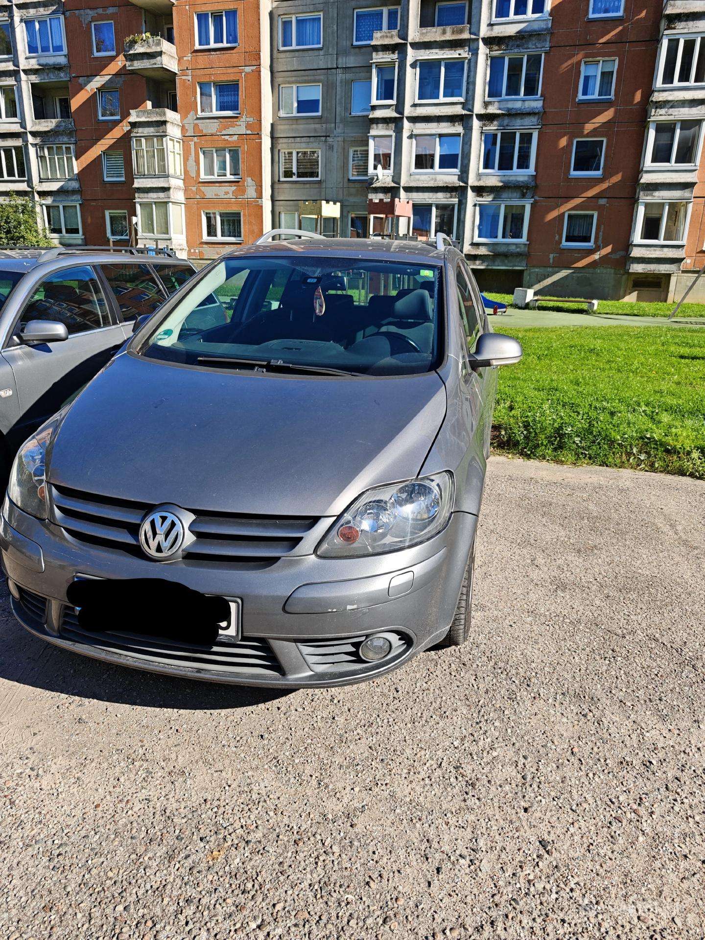 Volkswagen Golf 2008 — rear view