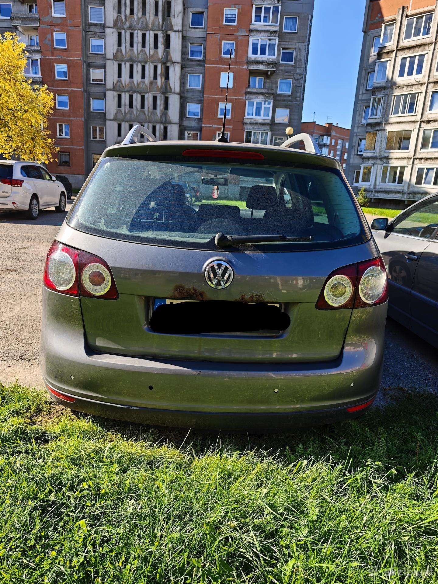 Volkswagen Golf 2008 — engine 1400 cm³, 122 HP (90kW)