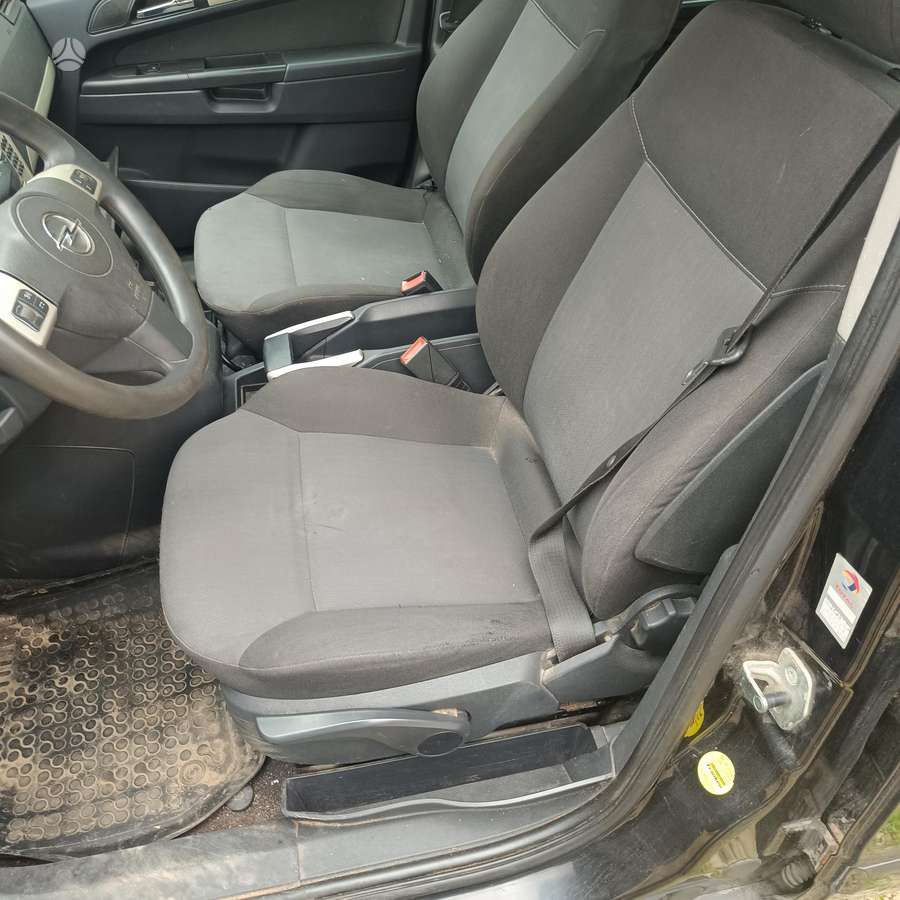 Opel Zafira 2008 — photo 8