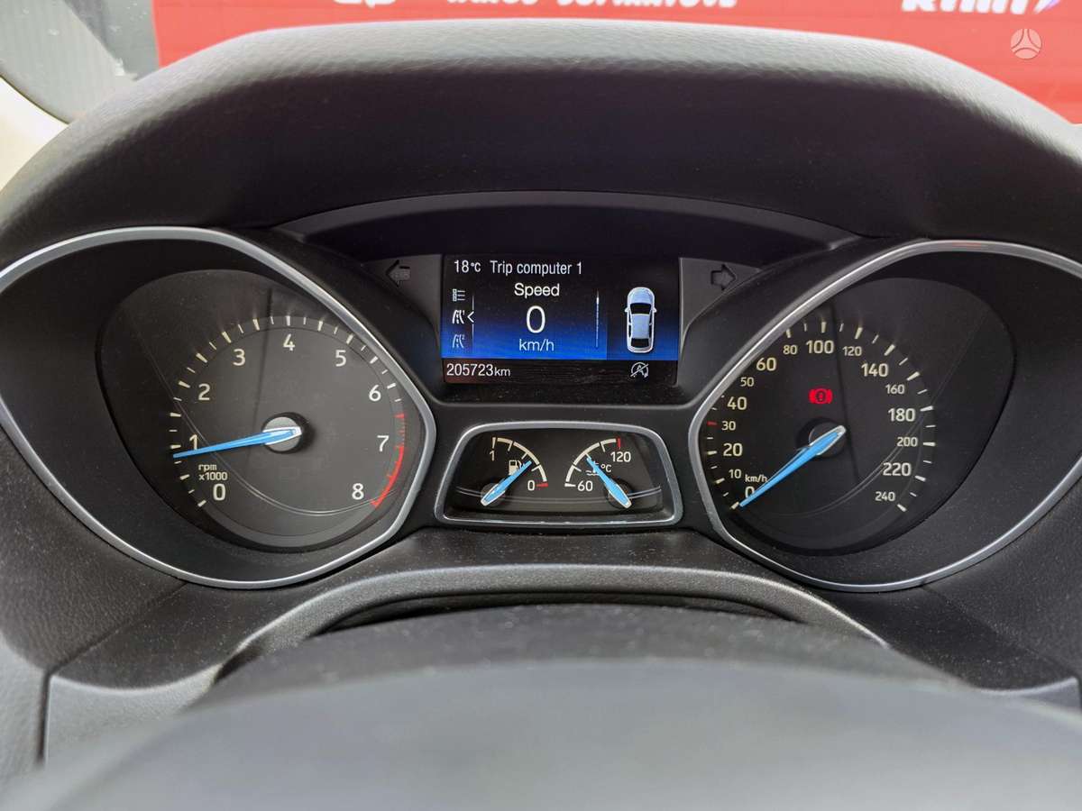 Ford Focus 2015 — photo 15
