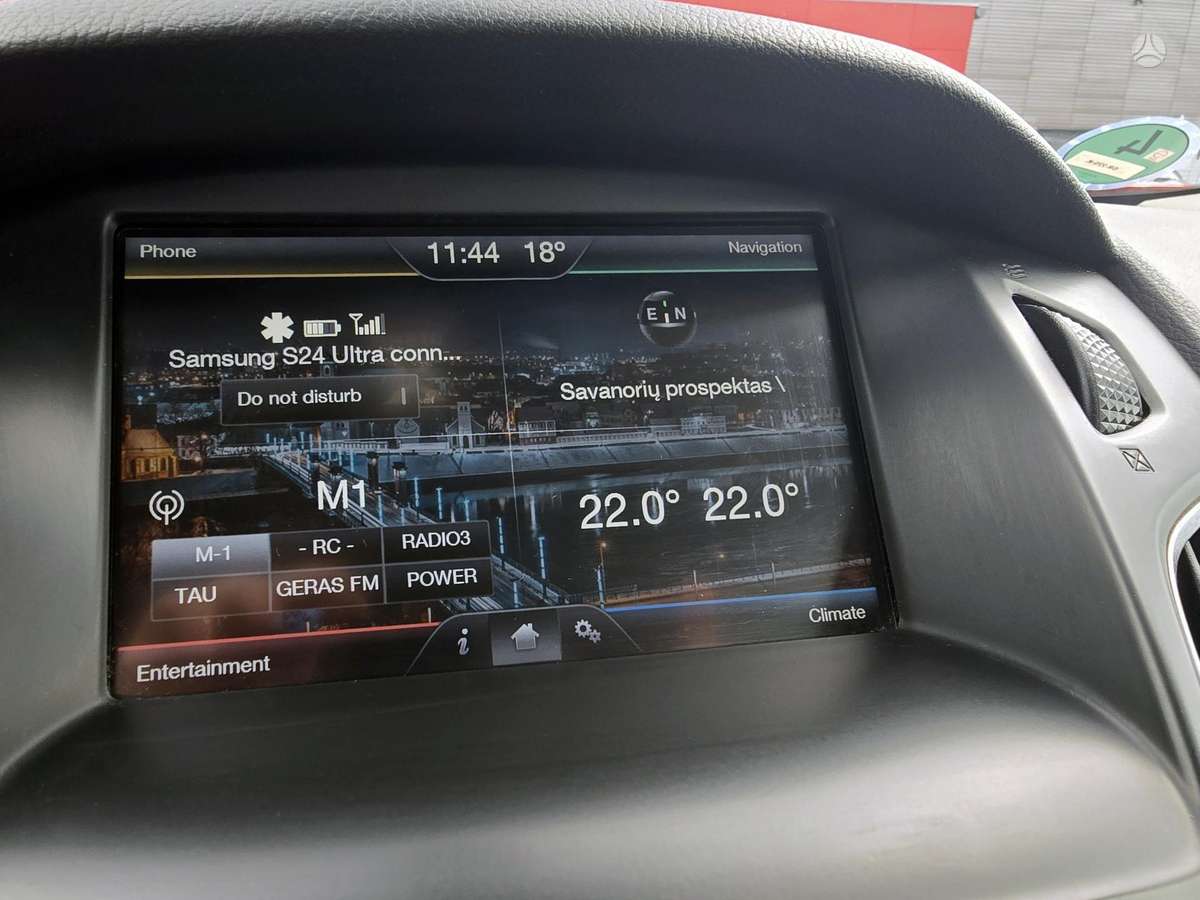 Ford Focus 2015 — photo 18