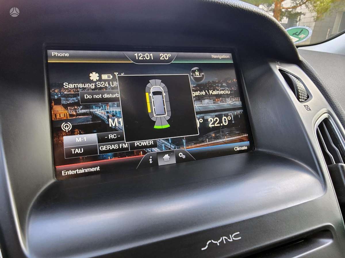Ford Focus 2015 — photo 23