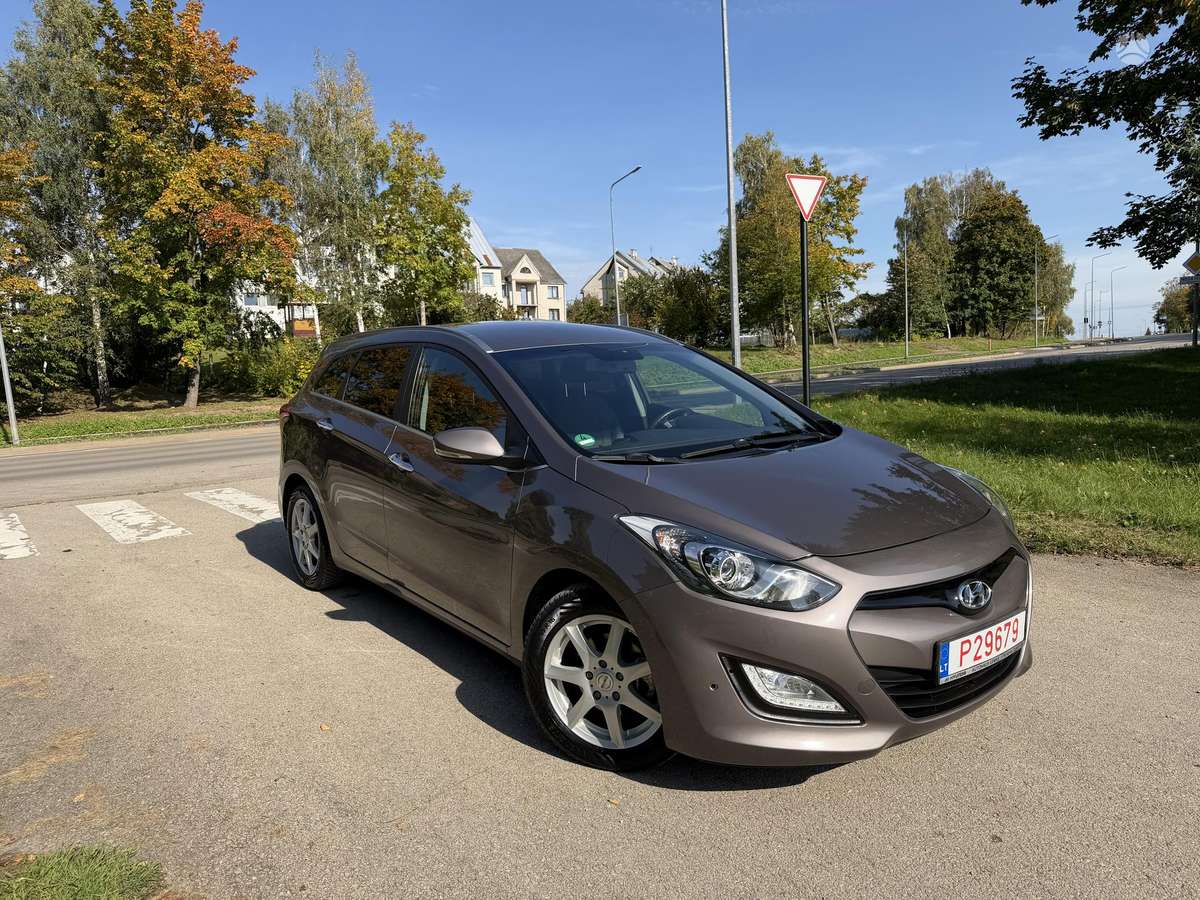 Hyundai i30 2012 — авто для ЗСУ з Європи