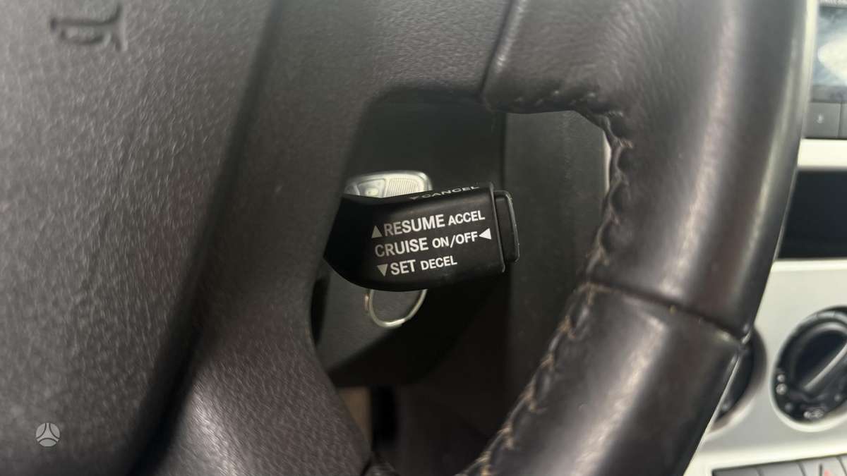 Dodge Caliber 2010 — фото 13