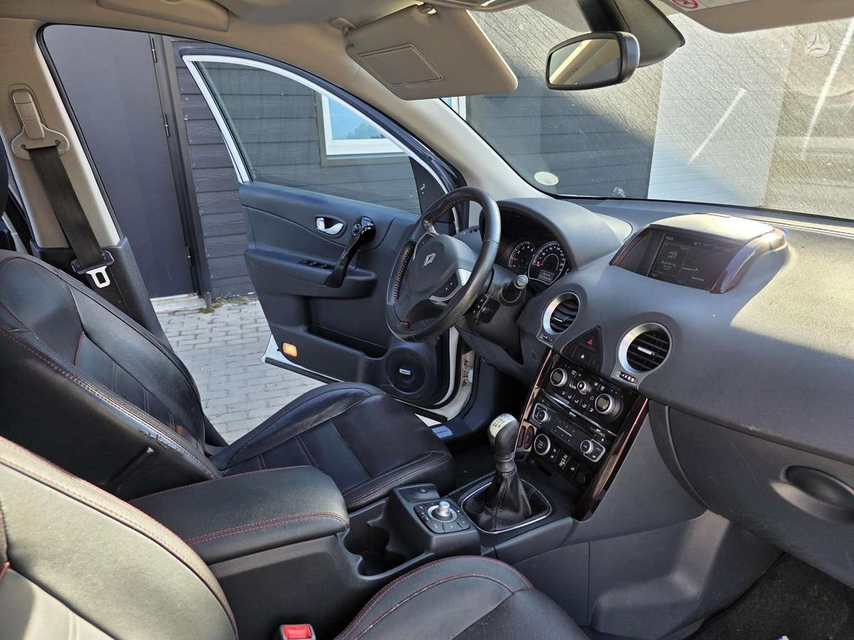 Renault Koleos 2015 — photo 11