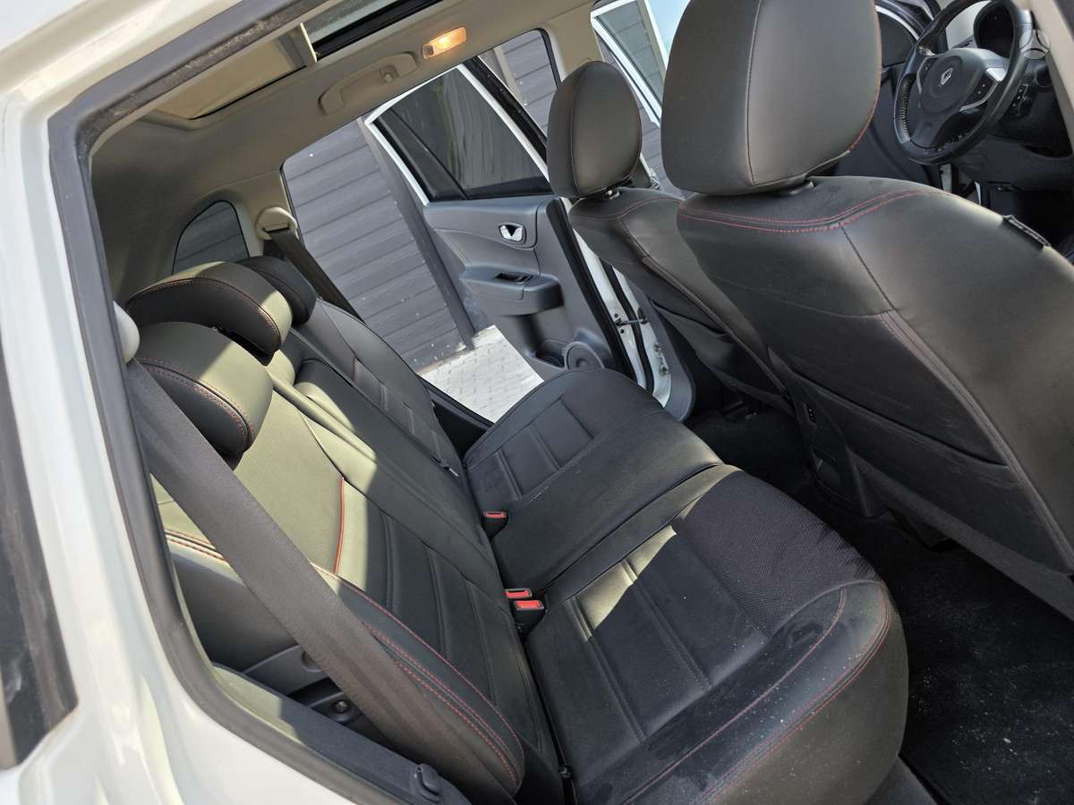 Renault Koleos 2015 — photo 15