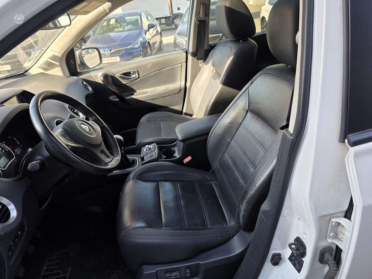 Renault Koleos 2015 — photo 17