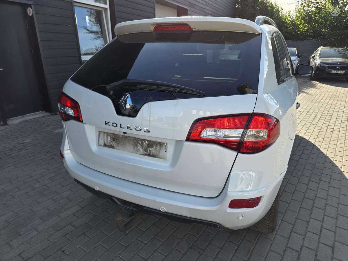 Renault Koleos 2015 — interior