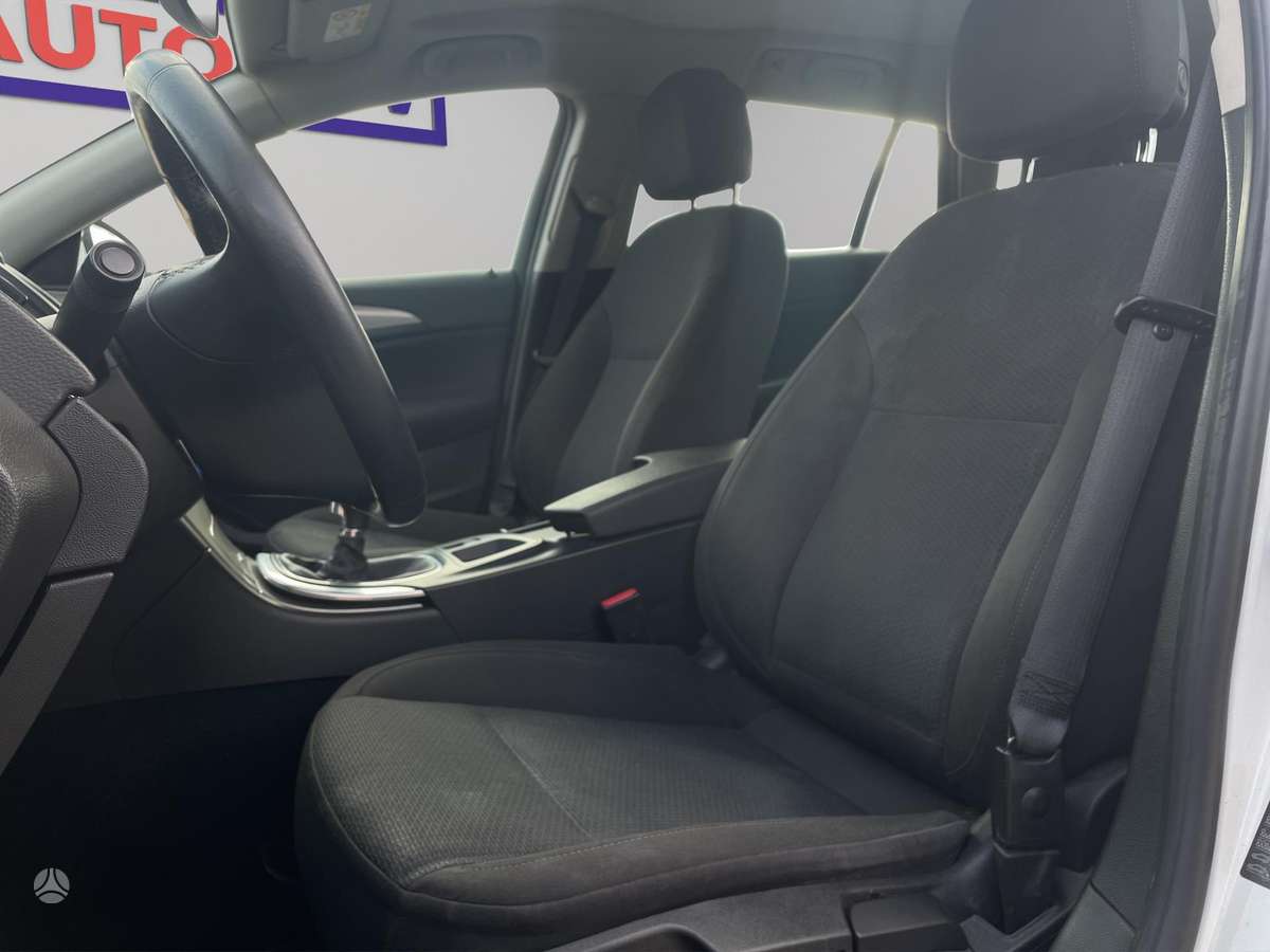 Opel Insignia 2015 — photo 13
