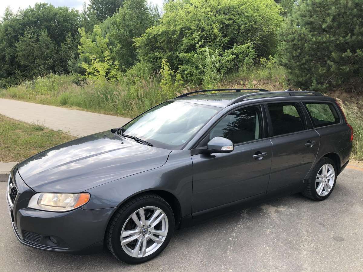 Volvo V70 2009 — vehicle for AFU Ukraine