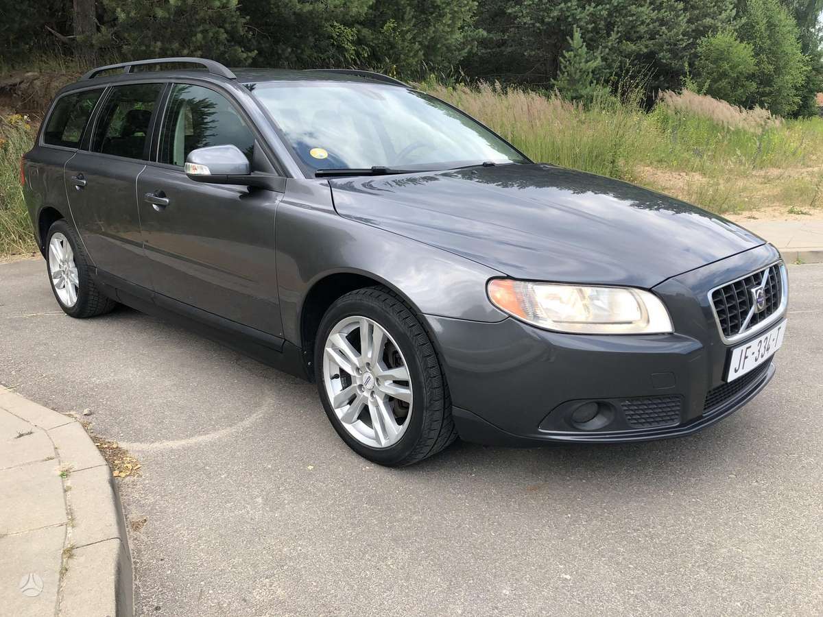 Volvo V70 2009 — photo 6