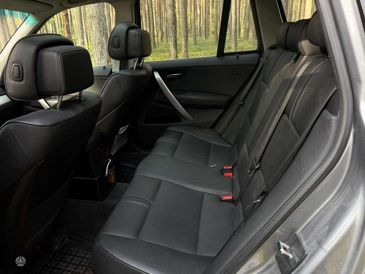 BMW X3 2009 — photo 13