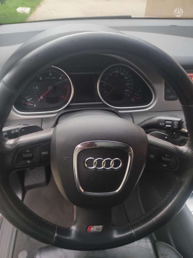 Audi Q7 2007 — photo 11