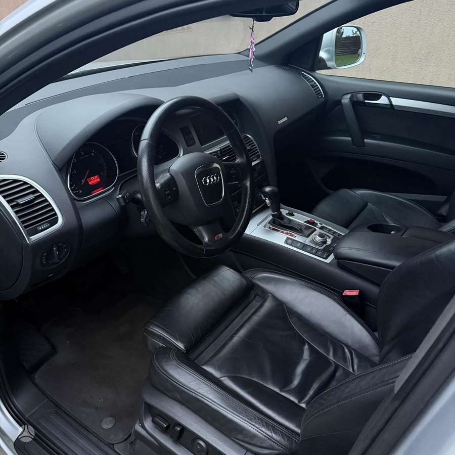 Audi Q7 2007 — photo 17