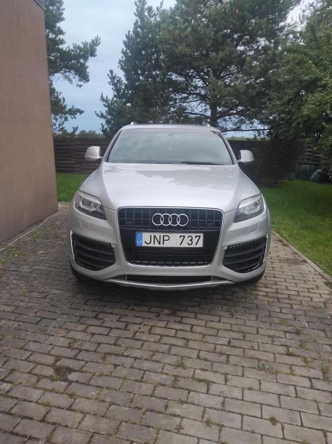 Audi Q7 2007 — rear view