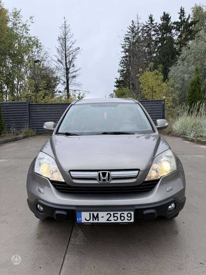 Honda CR-V 2008 — rear view