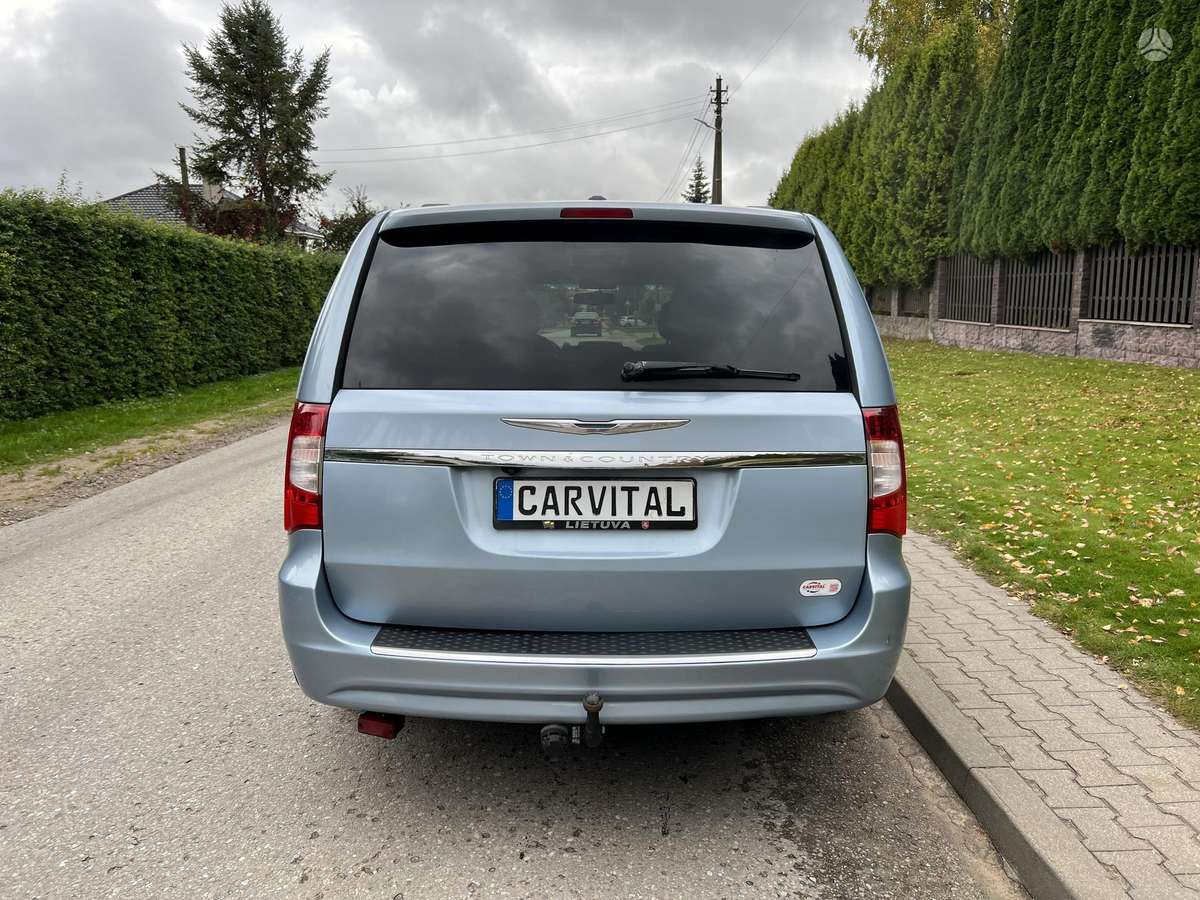 Chrysler Town 2013 — двигун 3600 cm³, 65535 HP (65535kW)