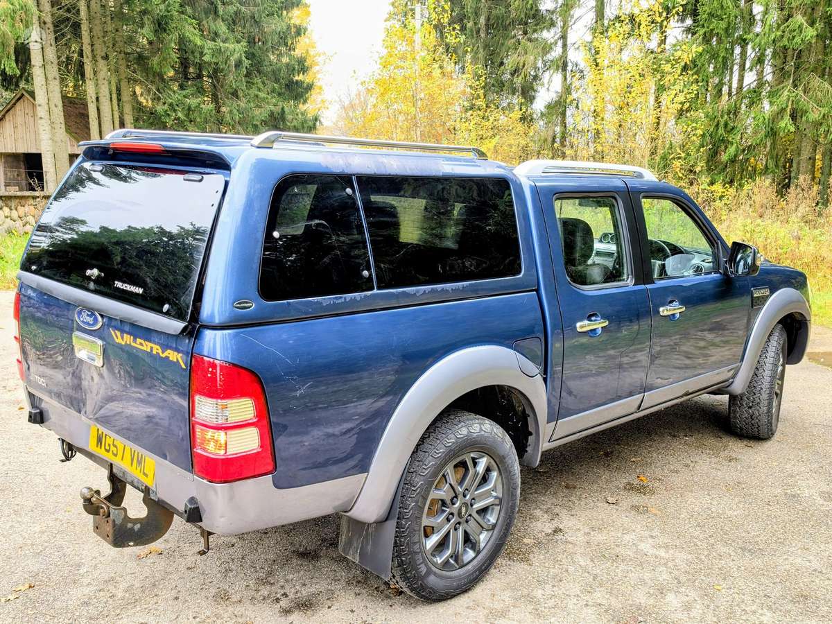 Ford Ranger 2008 — interior