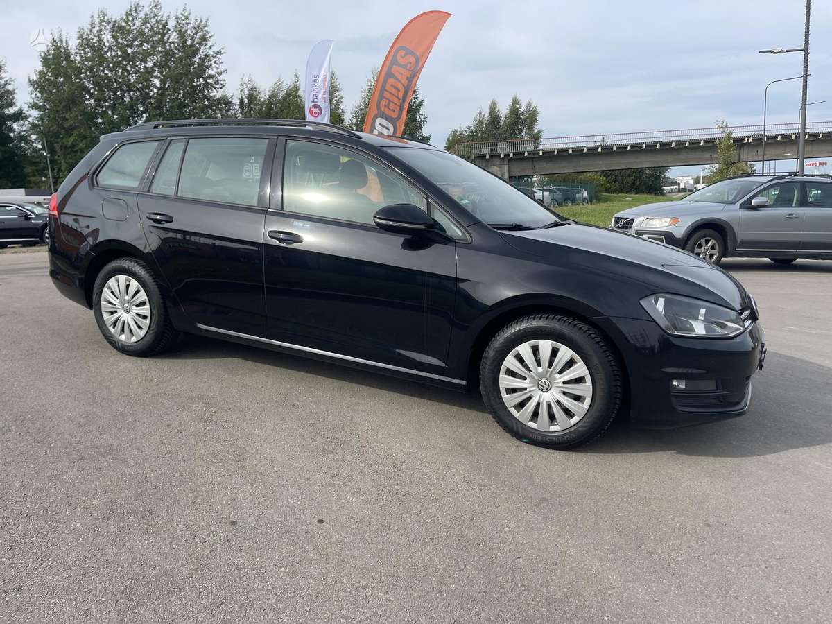 Volkswagen Golf 2015 — interior