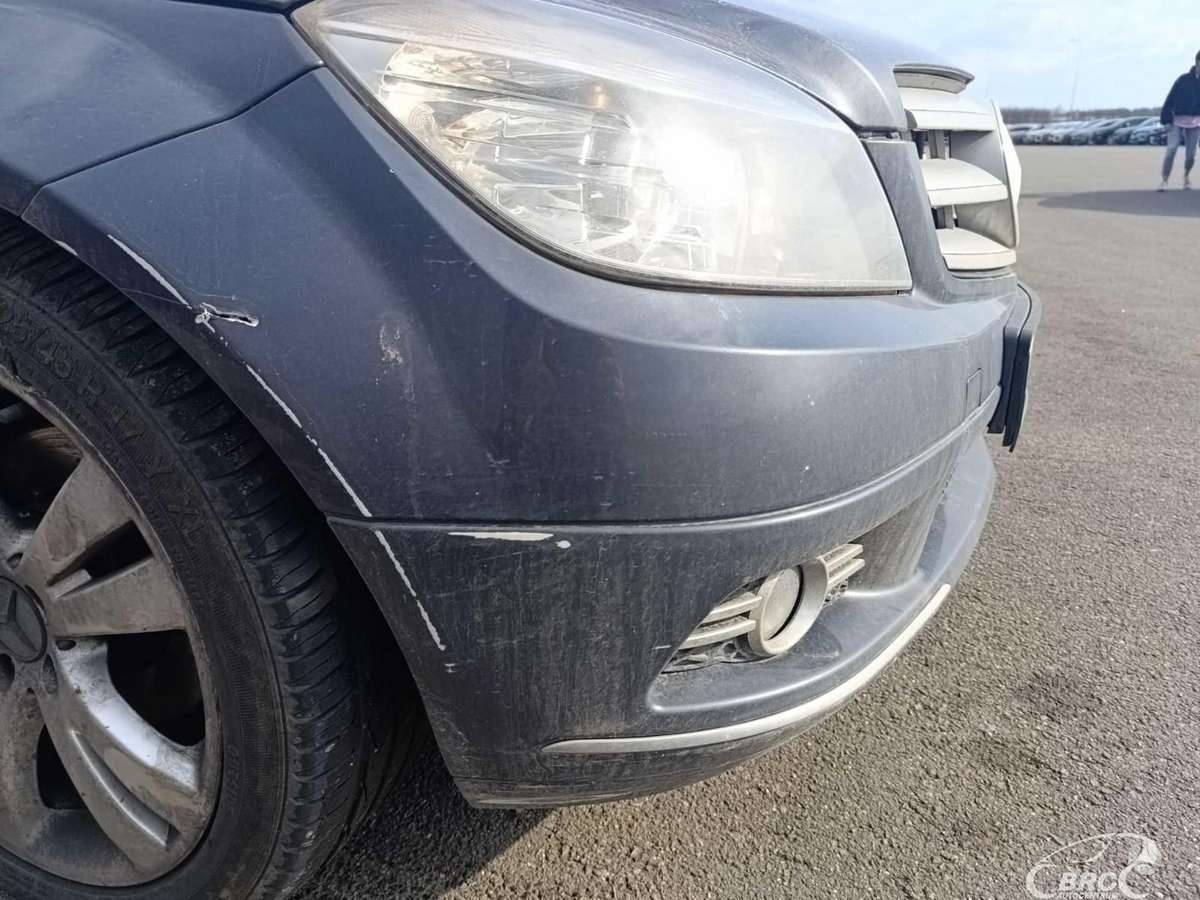 Mercedes-Benz C200 2008 — photo 20