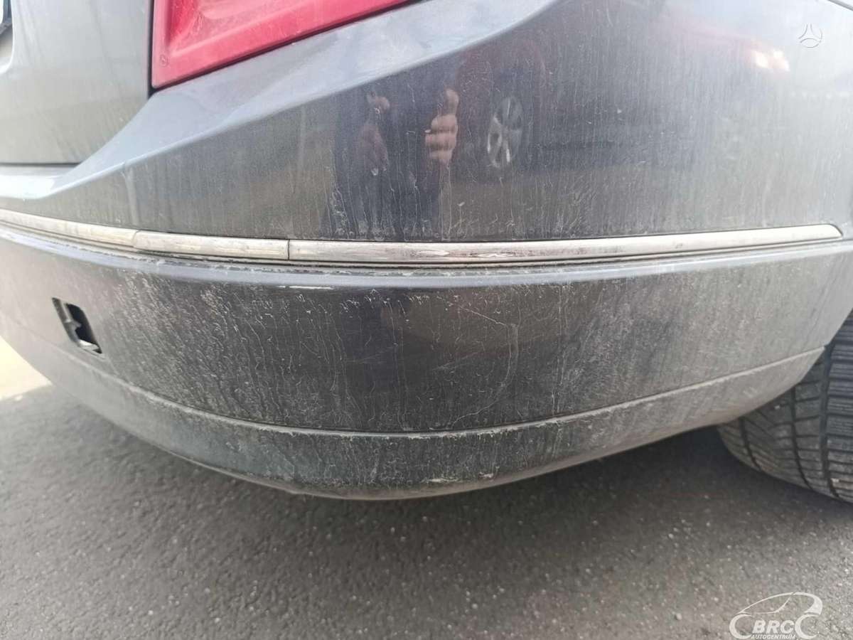 Mercedes-Benz C200 2008 — photo 29