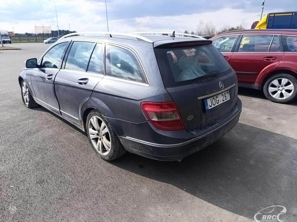 Mercedes-Benz C200 2008 — photo 7