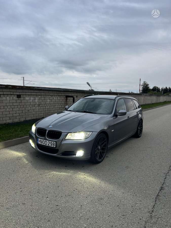 BMW 320 2012 — engine 1995 cm³, 184 HP (135kW)