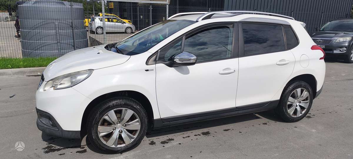 Peugeot 2008 2014 — photo 5