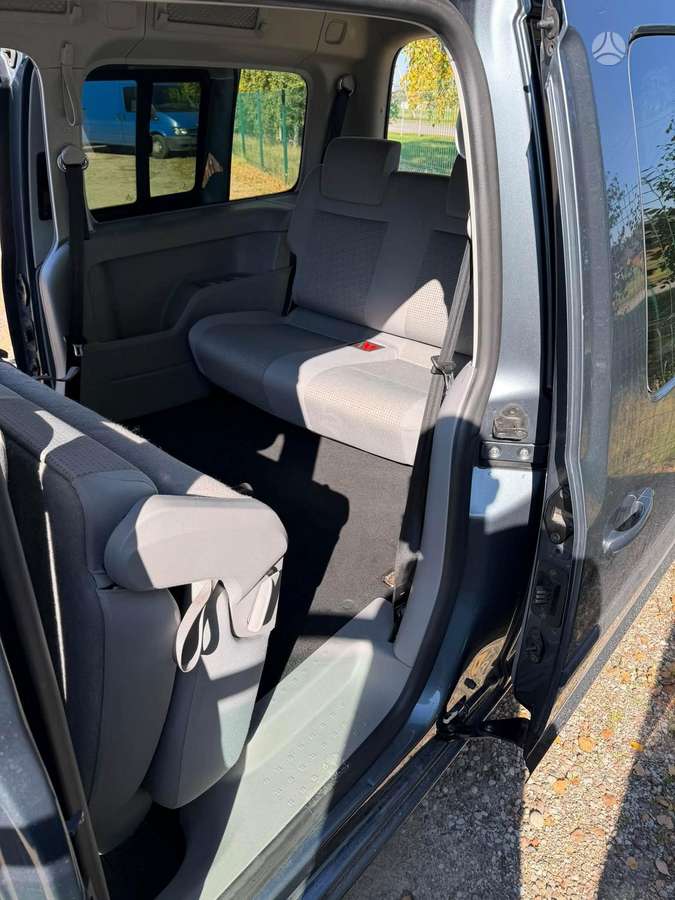 Volkswagen Caddy 2009 — photo 12