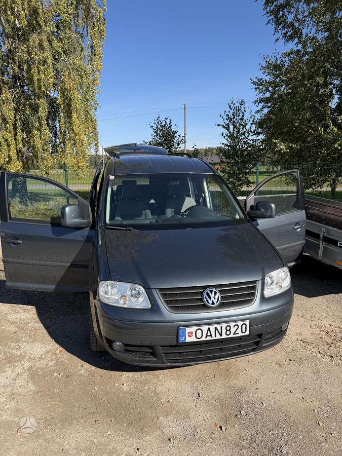 Volkswagen Caddy 2009 — interior