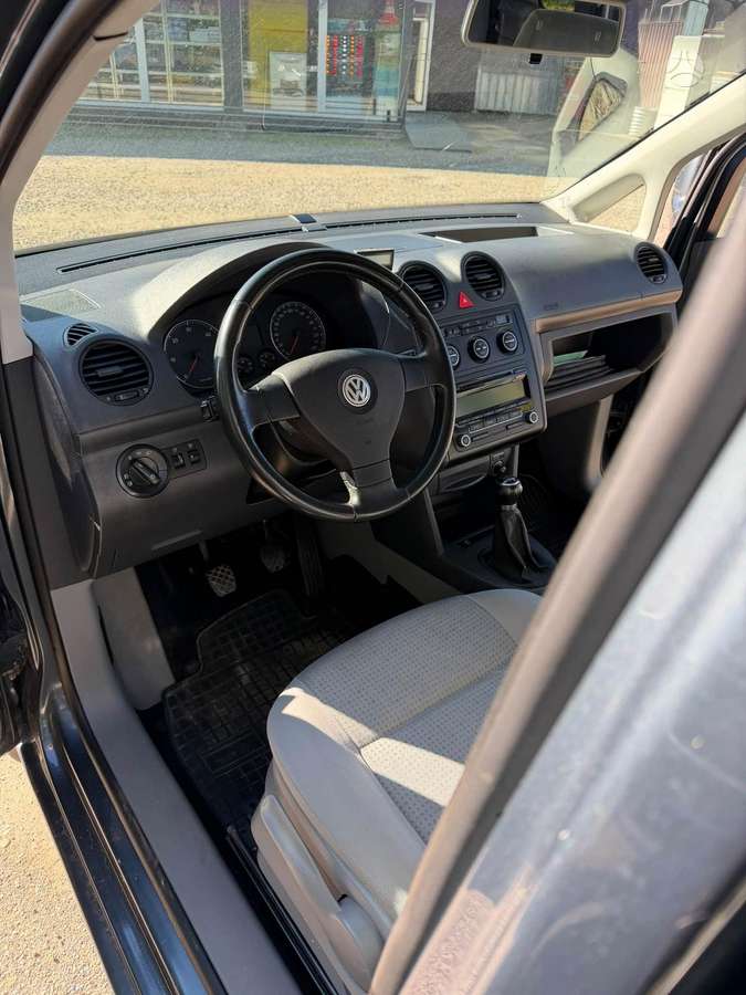 Volkswagen Caddy 2009 — photo 5