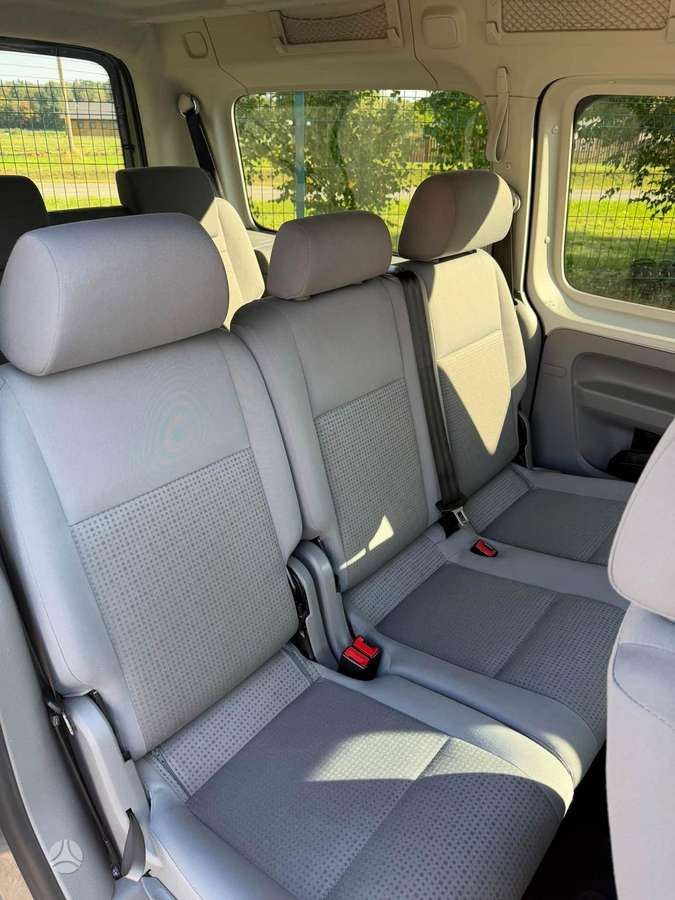 Volkswagen Caddy 2009 — photo 7