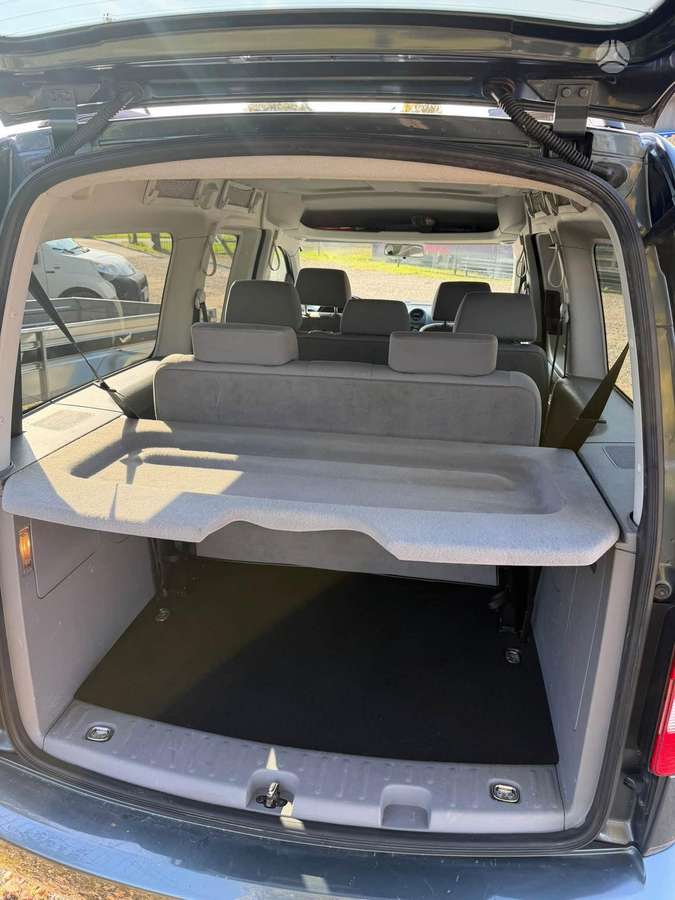 Volkswagen Caddy 2009 — photo 9