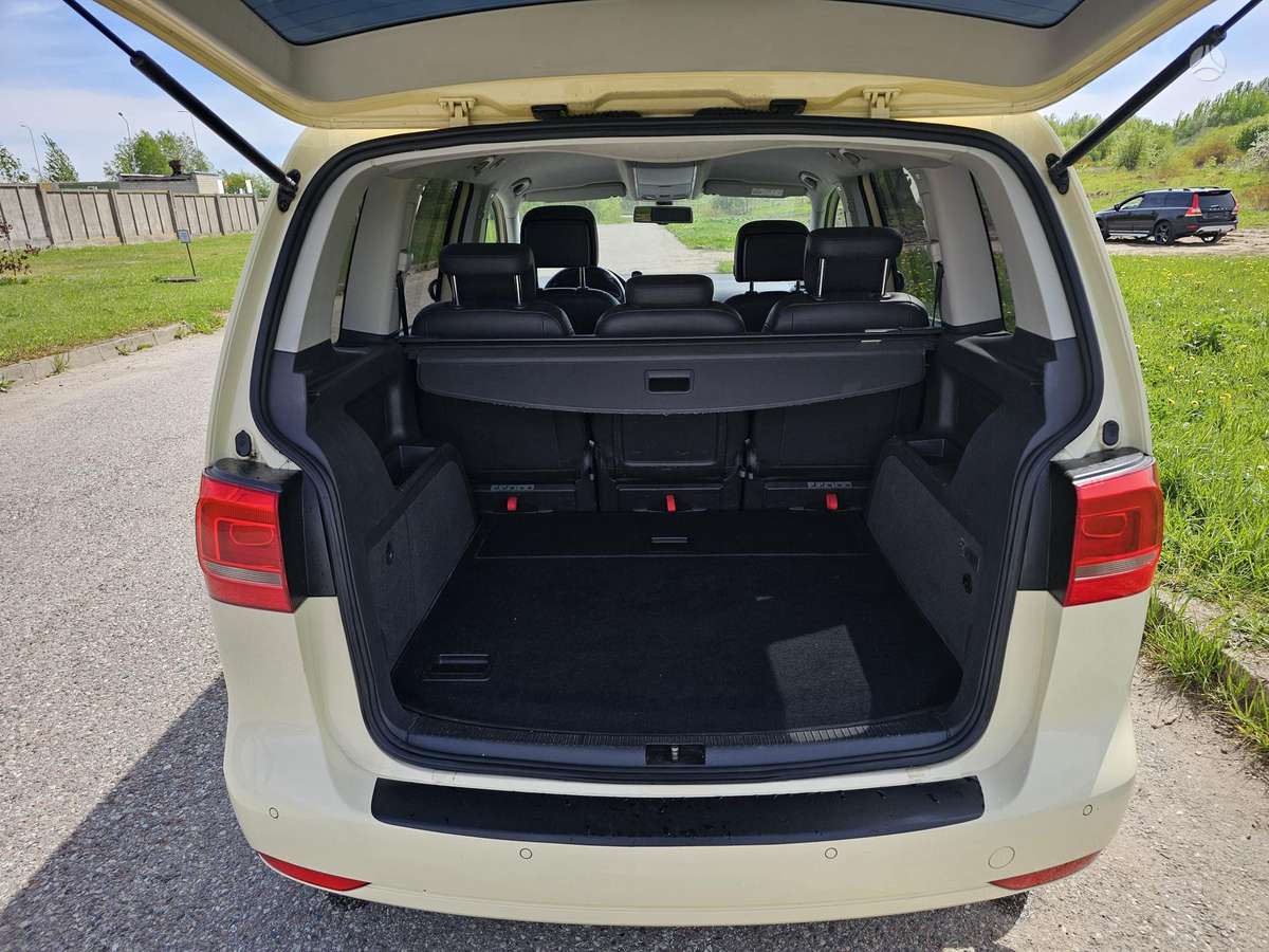 Volkswagen Touran 2015 — фото 13