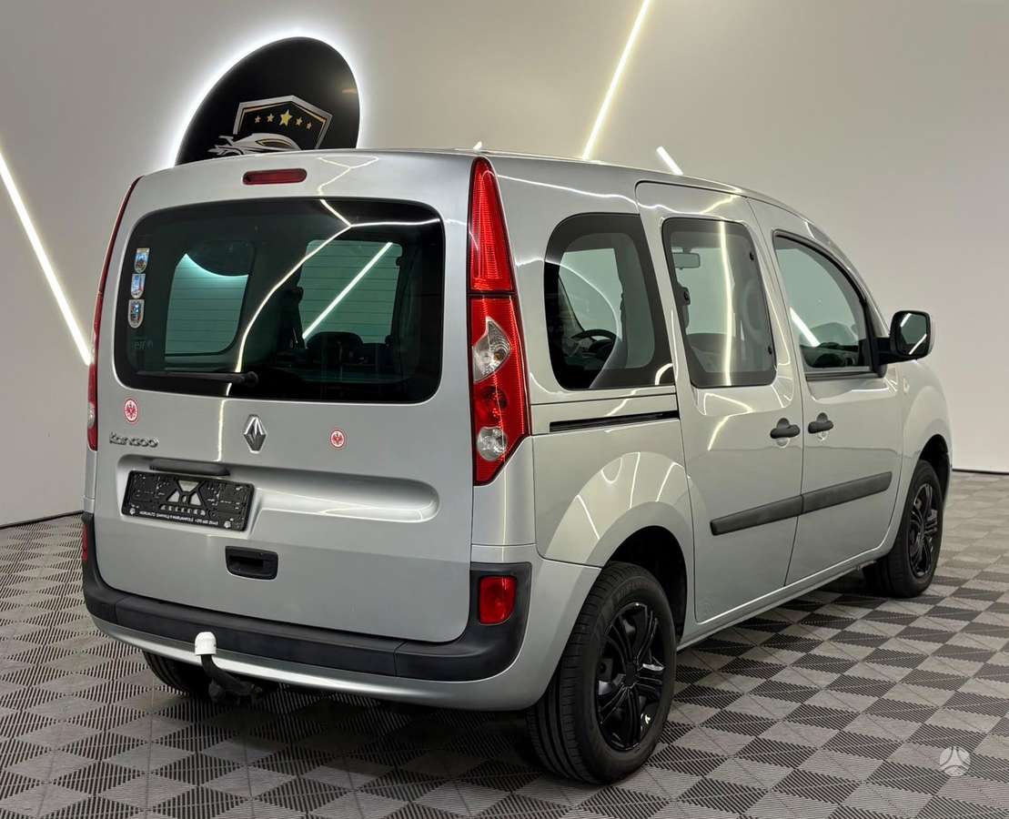 Renault Kangoo 2010 — photo 12