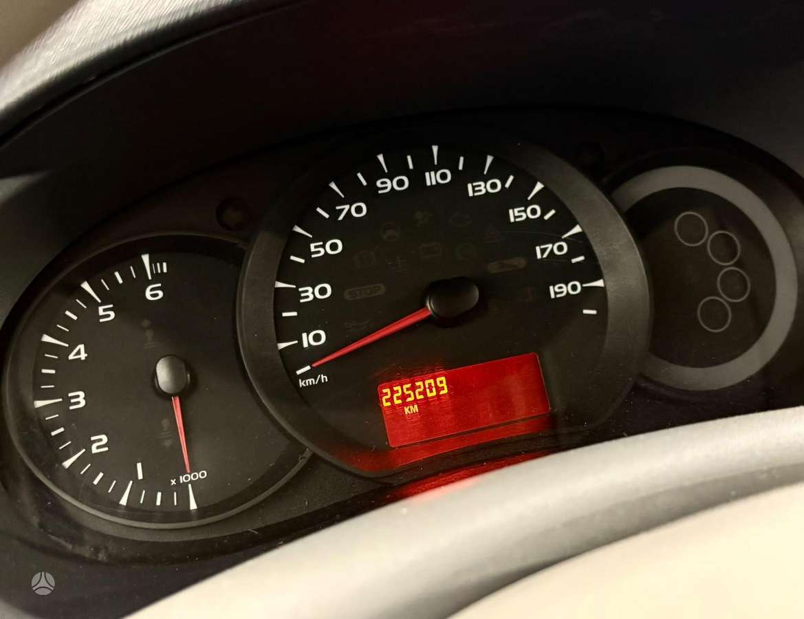 Renault Kangoo 2010 — photo 17
