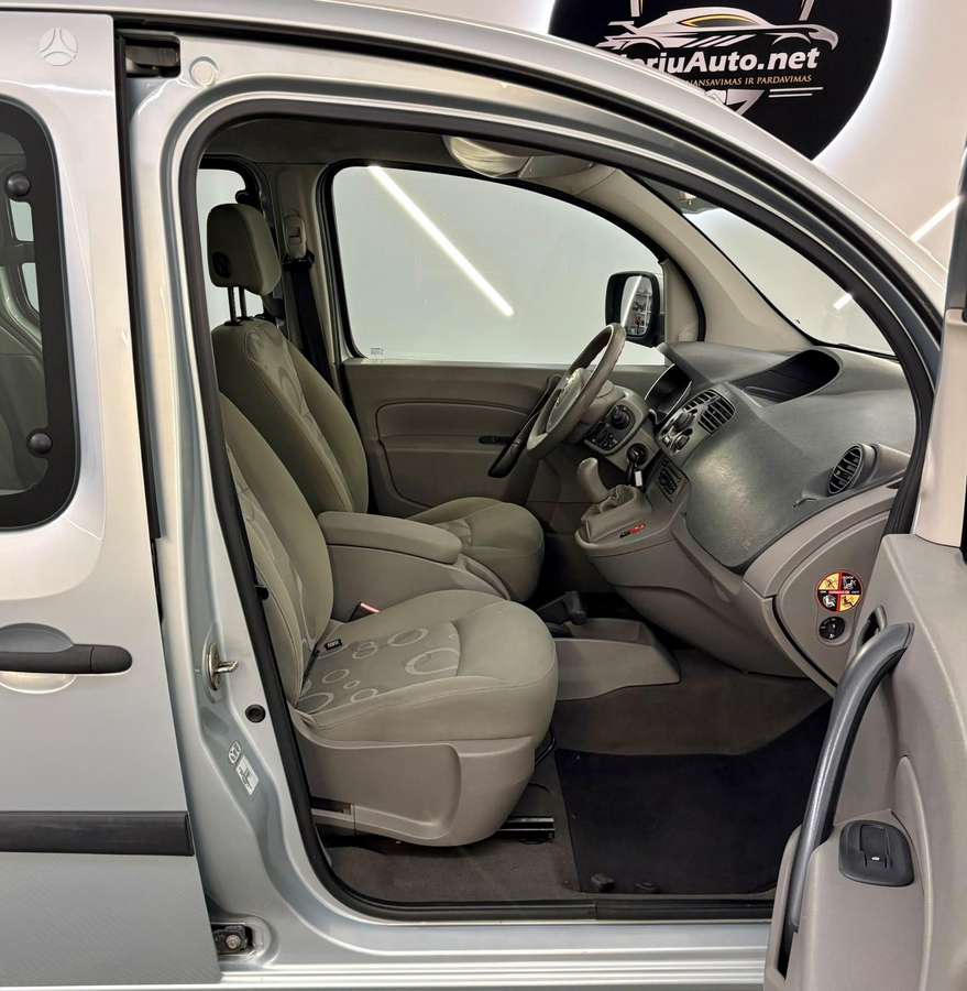 Renault Kangoo 2010 — photo 6