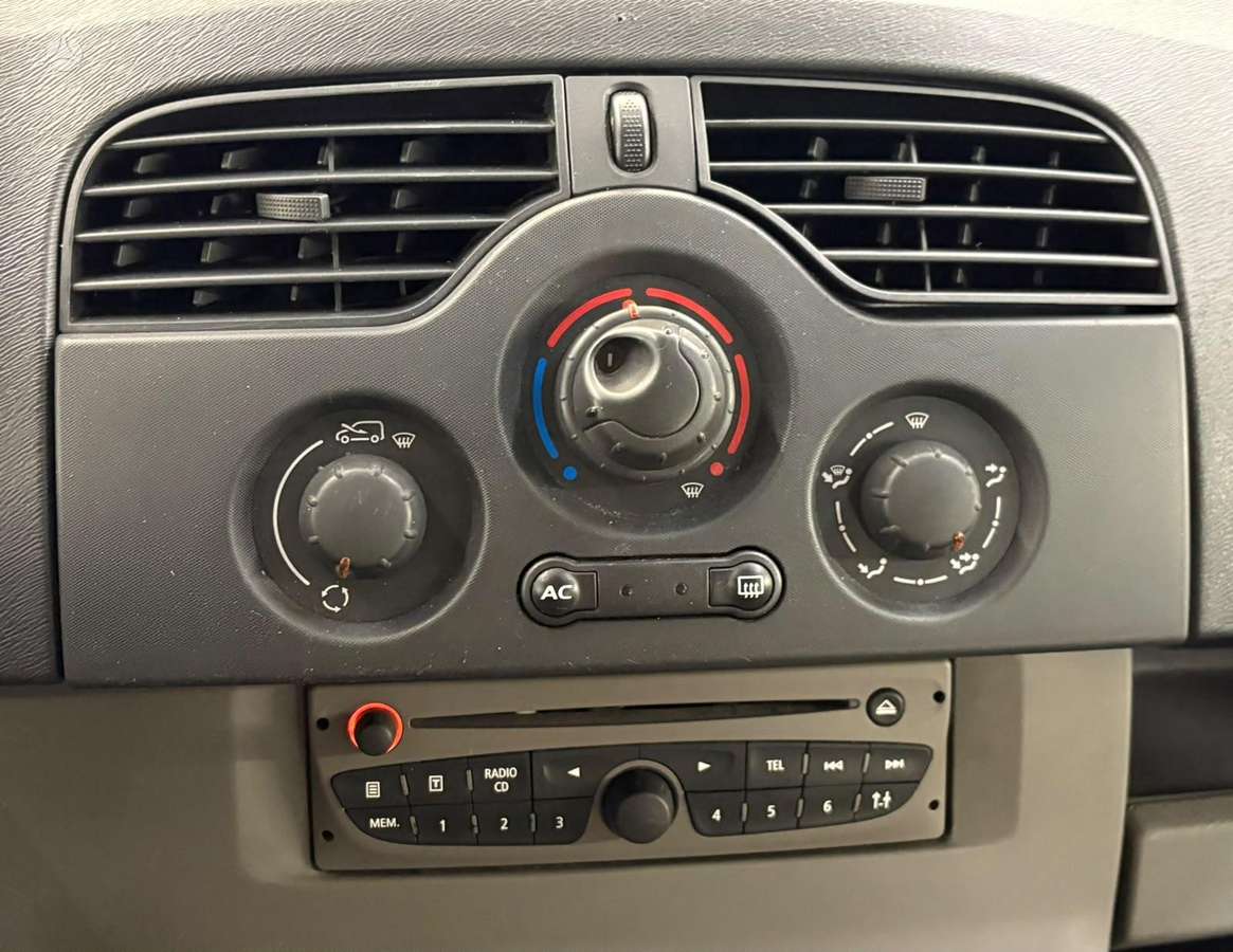 Renault Kangoo 2010 — photo 7