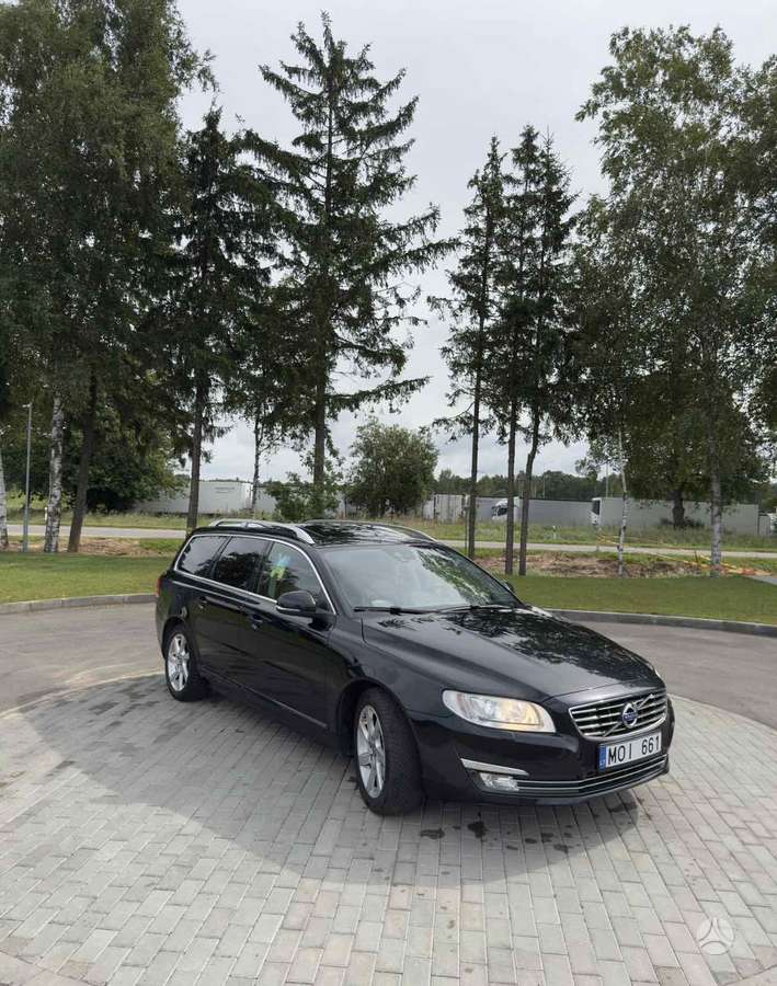Volvo V70 2015 — photo 14