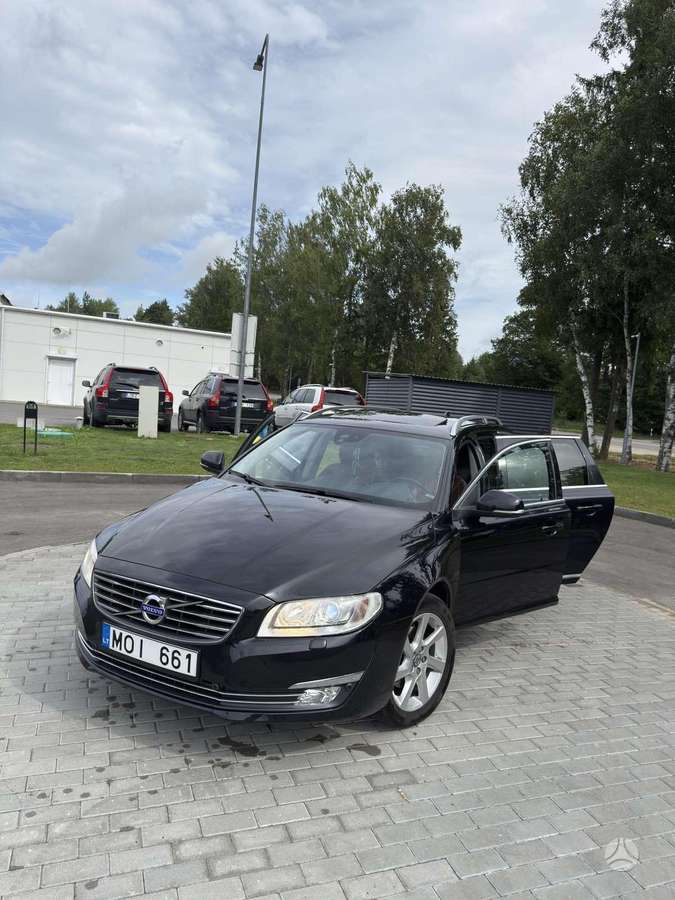 Volvo V70 2015 — photo 18