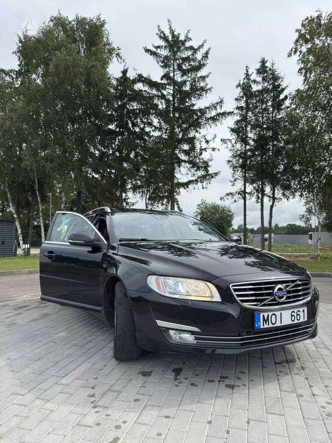 Volvo V70 2015 — photo 21