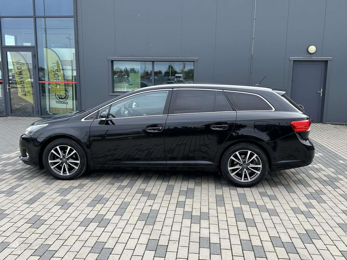 Toyota Avensis 2013 — photo 6
