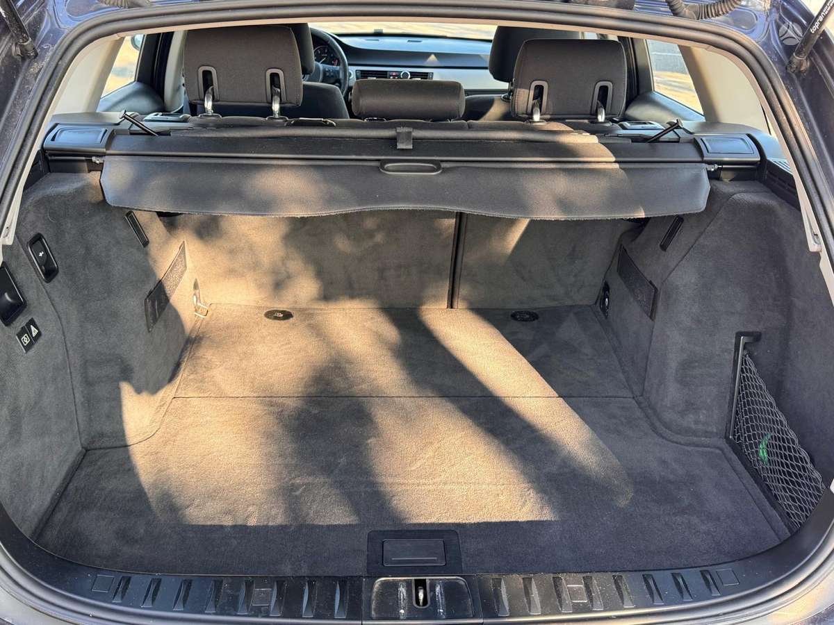 BMW 325 2007 — photo 11