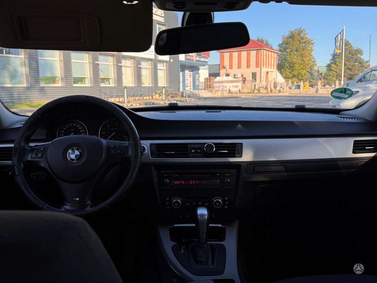 BMW 325 2007 — photo 12