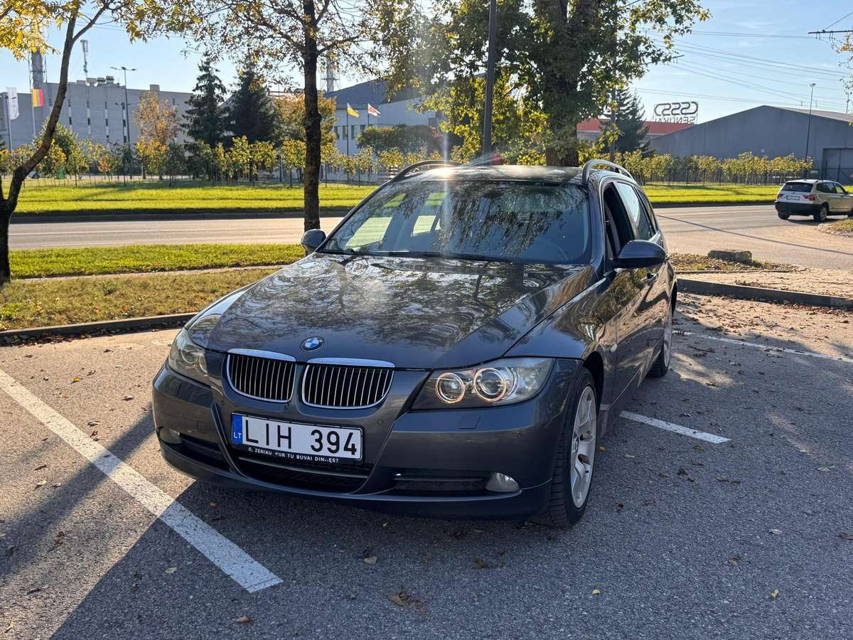 BMW 325 2007 — engine 3000 cm³, 197 HP (145kW)