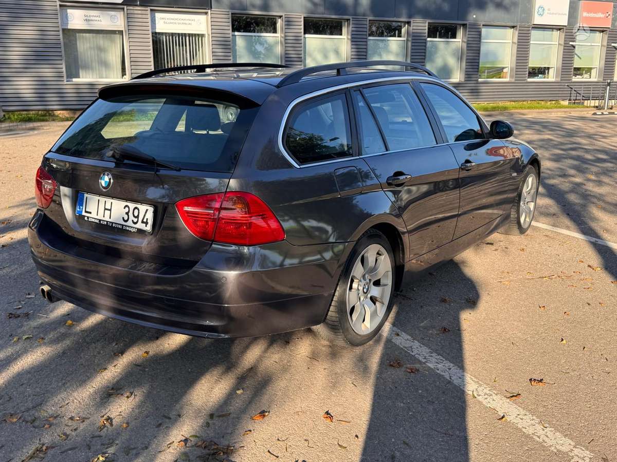 BMW 325 2007 — photo 7