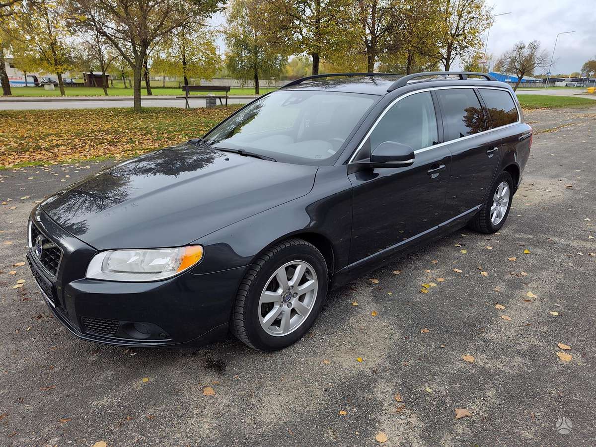 Volvo V70, 2012