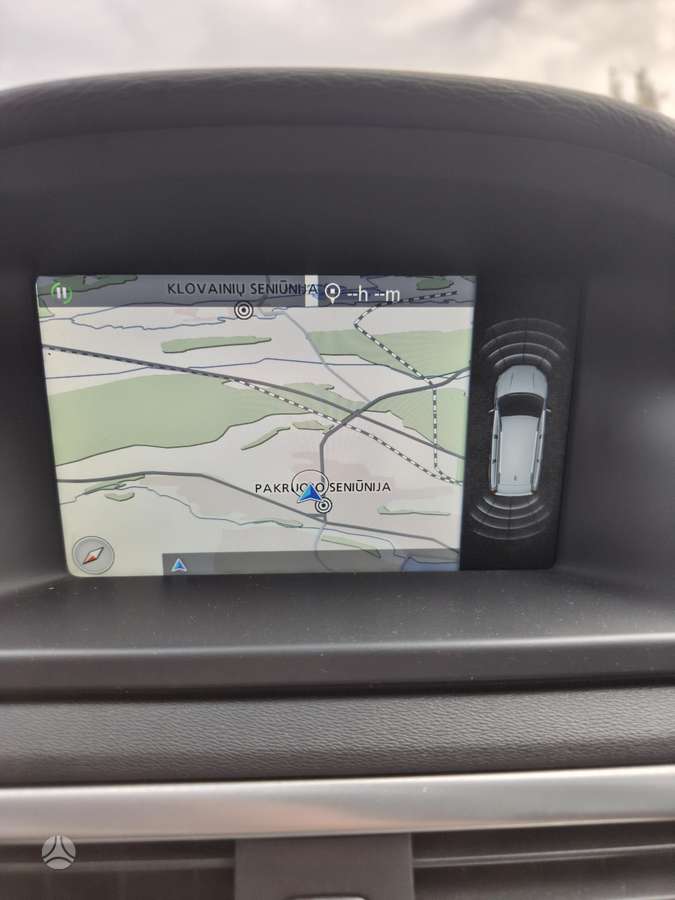 Volvo V70 2012 — photo 18