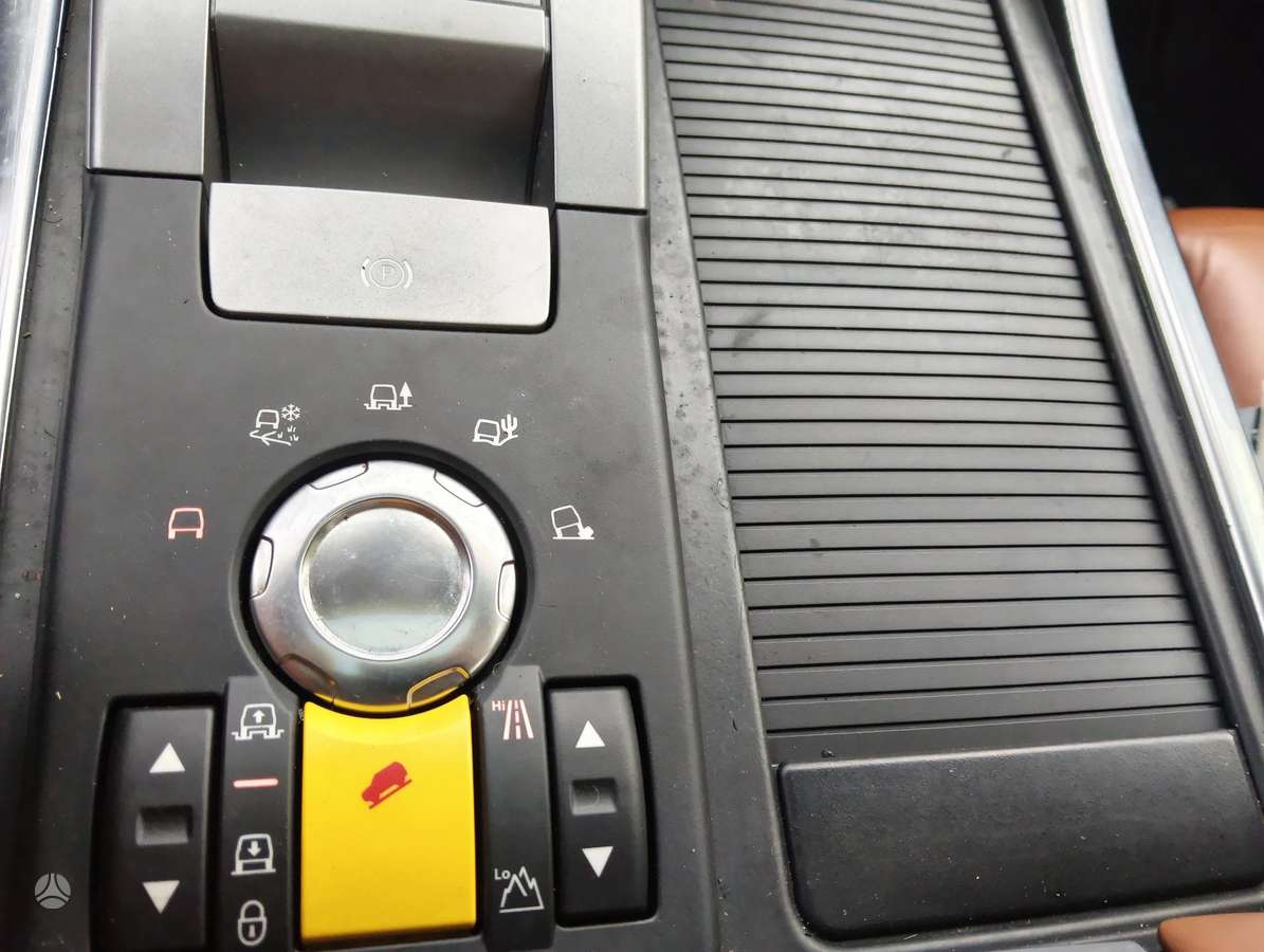 Land Rover 2008 — photo 24